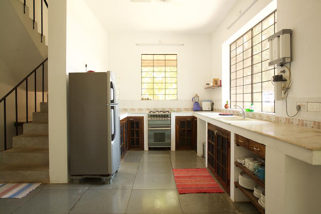 The Annex, Isai Ambalam Guest House Auroville Exteriör bild
